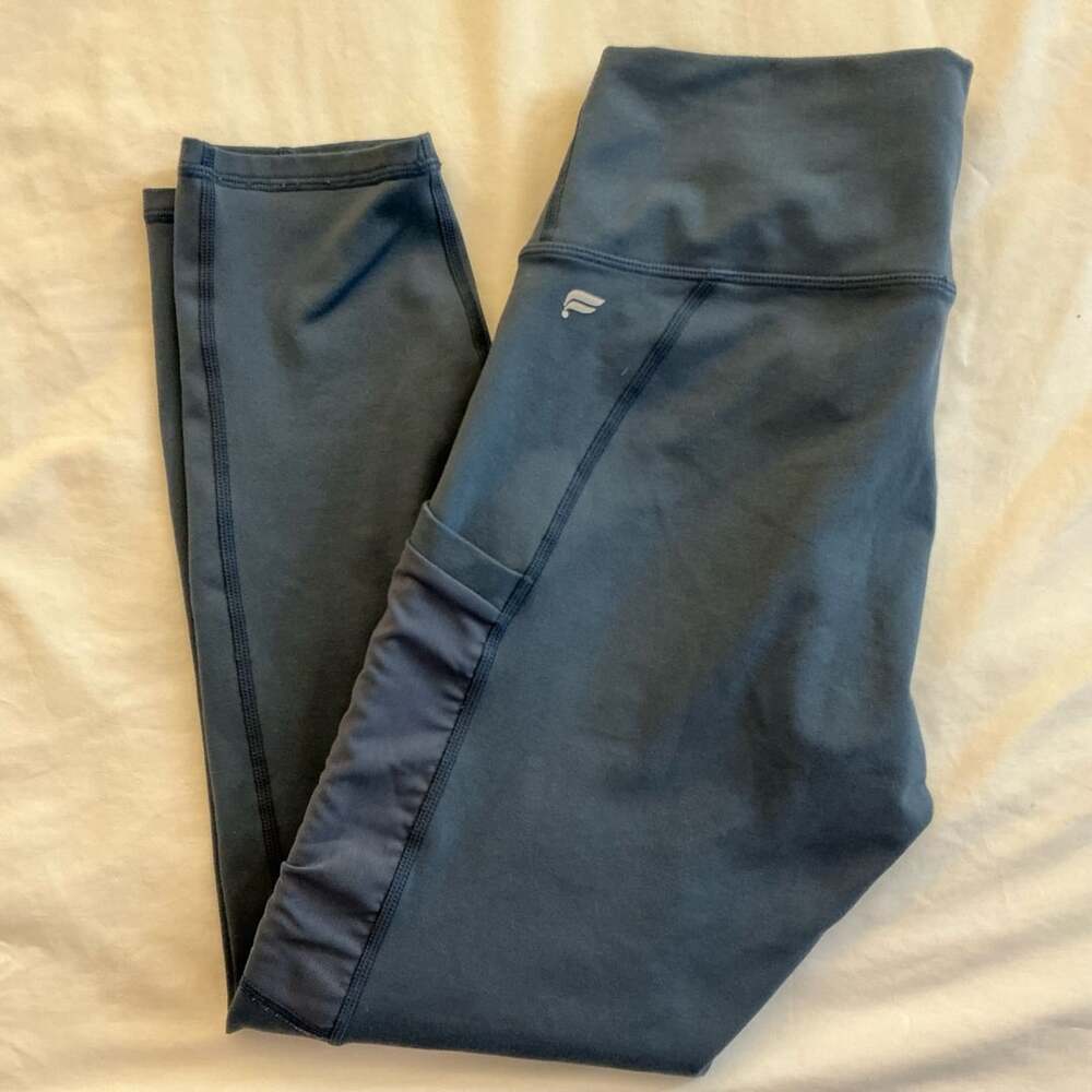 Fabletics On-The-Go PowerHold High-Waisted Legging Blue Pocket